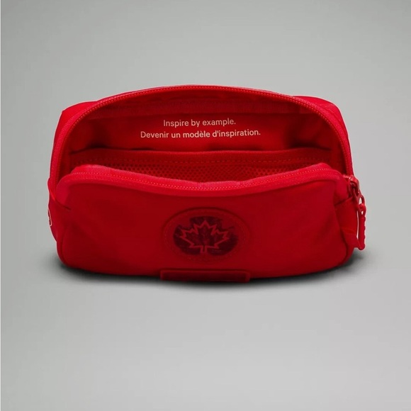 Lululemon Future Legacy Belt Bag in Spicy Red - Picture 2 of 4